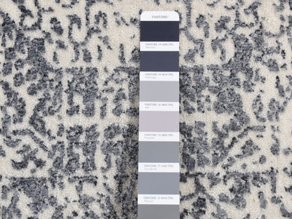 Mamluk Transitional hand-knotted wool/art silk runner in Gray, 2'5" x 7'9" — SKU O087295 (view 3)