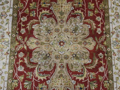 Kashan Fine Oriental hand-knotted wool runner in Red & Ivory, 2'4" x 11'5" — SKU O087305 (view 4)