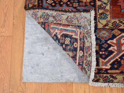 Heriz Heriz hand-knotted wool rug in Red & Blue, 9'4" x 12'10" — SKU O087310 (view 4)