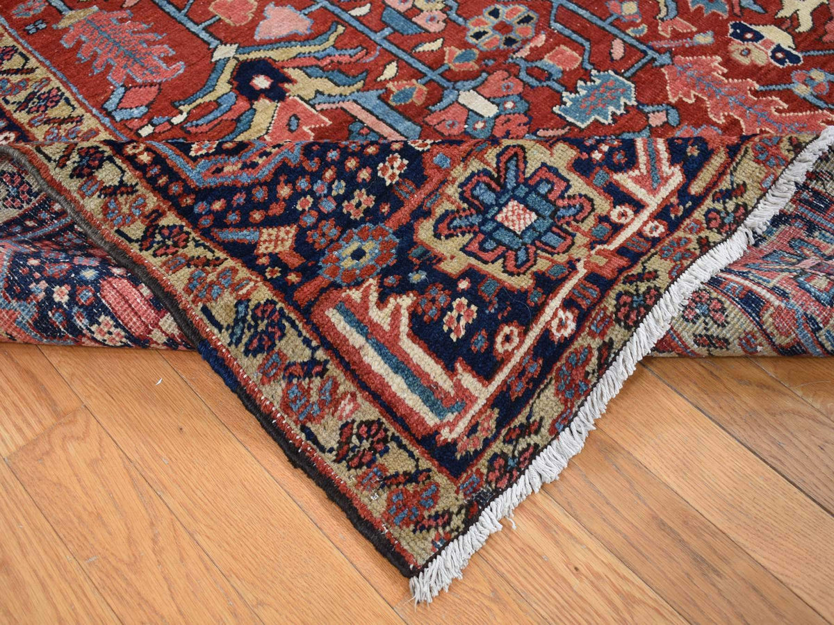 Heriz Heriz hand-knotted wool rug in Red & Blue, 9'4" x 12'10" — SKU O087310 (view 5)