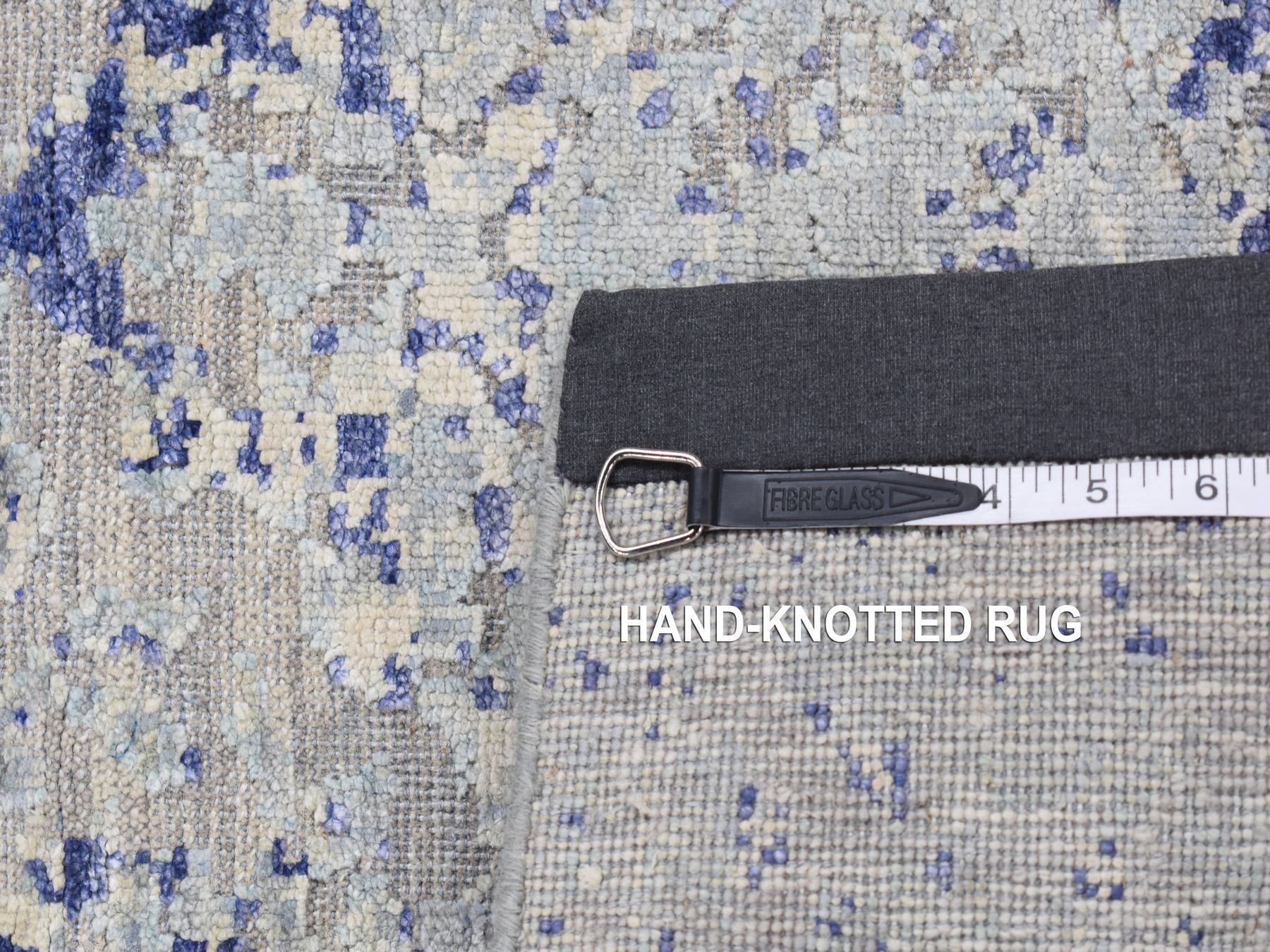 Transitional hand-knotted wool/silk runner in Gray, 2'5" x 6'1" — SKU O087325 (view 7)