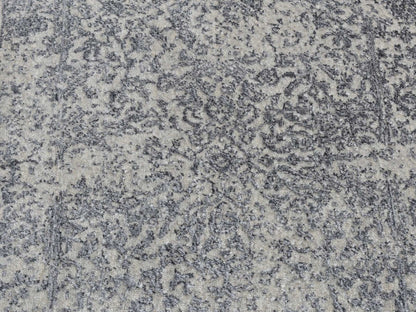 Transitional hand-knotted wool/silk runner in Gray, 2'5" x 6'1" — SKU O087328 (view 4)