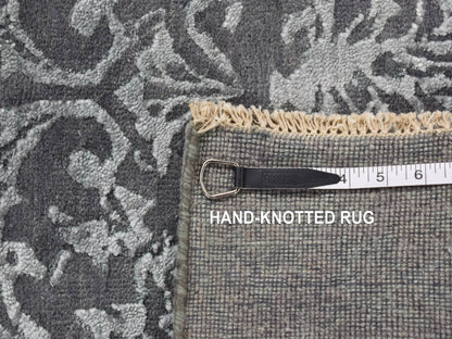 Transitional hand-knotted wool/silk runner in Gray, 2'6" x 6'9" — SKU O087330 (view 7)