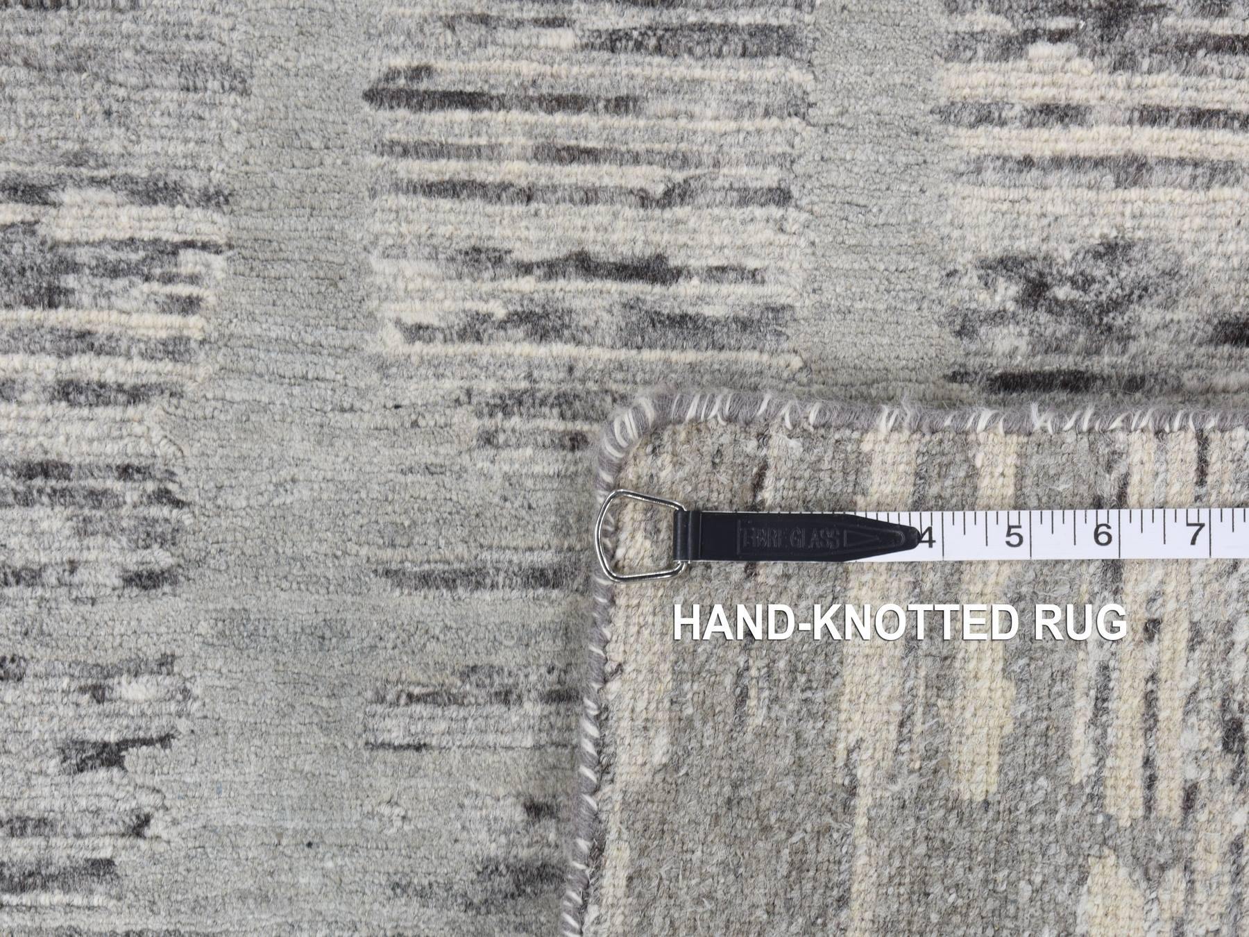 Modern / Contemporary hand-knotted wool runner in Gray, 2'7" x 6' — SKU O087340 (view 7)