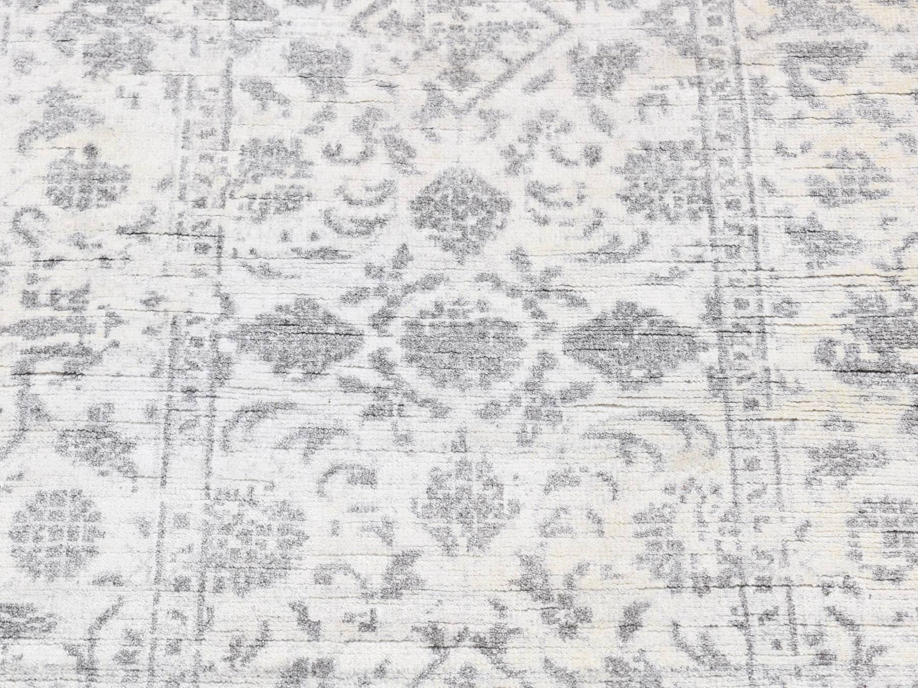 Transitional hand-knotted wool/silk runner in Ivory, 2'6" x 6' — SKU O087346 (view 4)