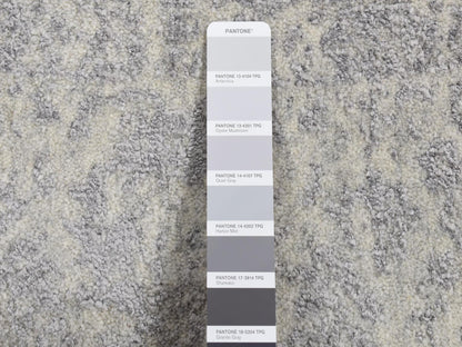 Transitional hand-knotted wool/silk rug in Gray, 7'9" x 7'9" — SKU O087359 (view 4)