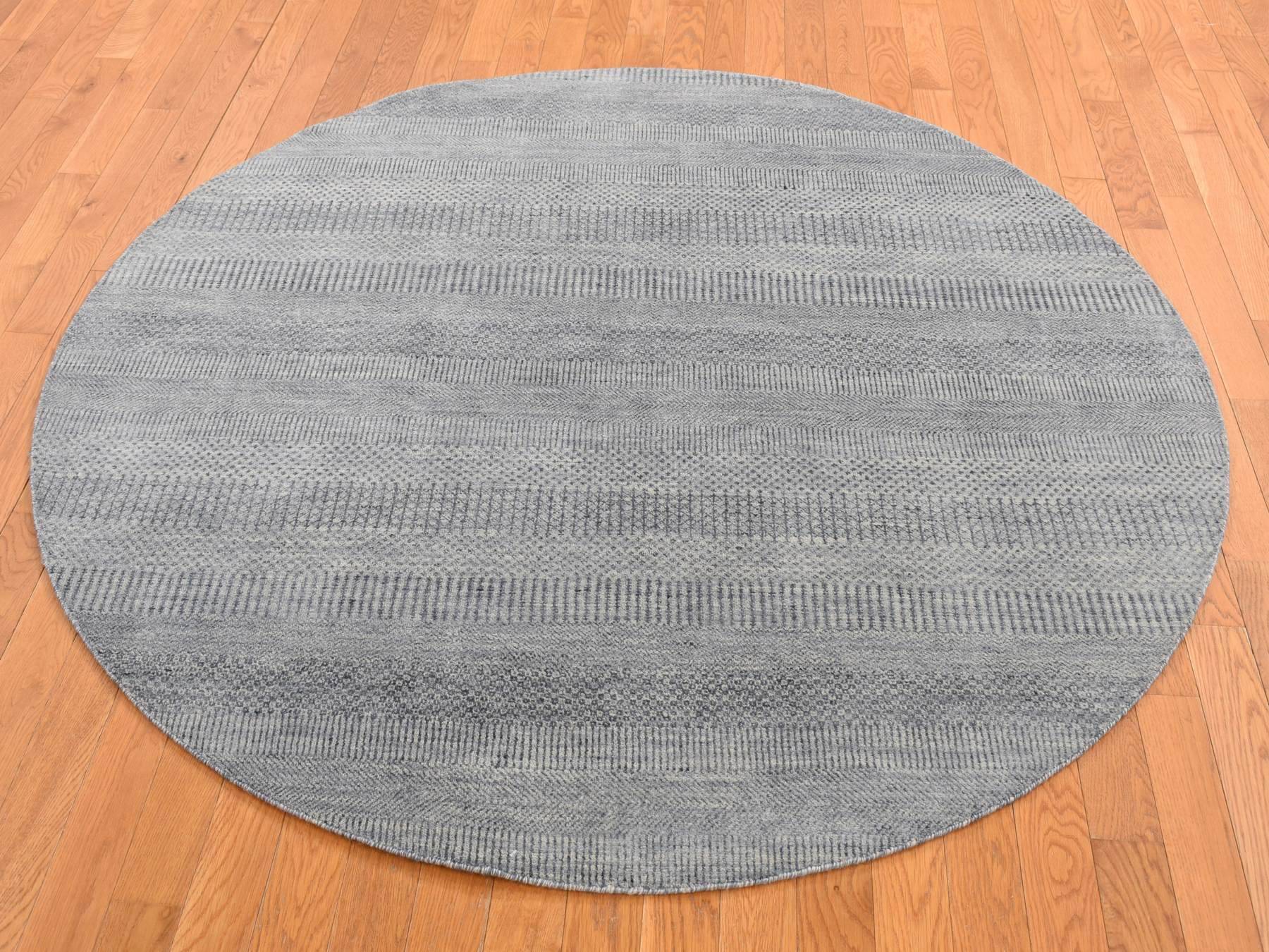 Modern / Contemporary hand-knotted wool/silk rug in Gray, 5'10" x 5'10" — SKU O087371 (view 2)