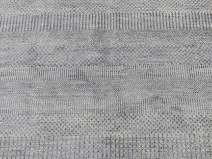 Modern / Contemporary hand-knotted wool/silk rug in Gray, 5'10" x 5'10" — SKU O087371 (view 4)