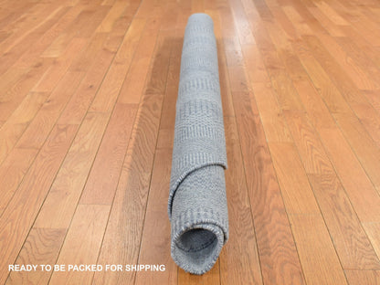 Modern / Contemporary hand-knotted wool/silk rug in Gray, 5'10" x 5'10" — SKU O087371 (view 6)