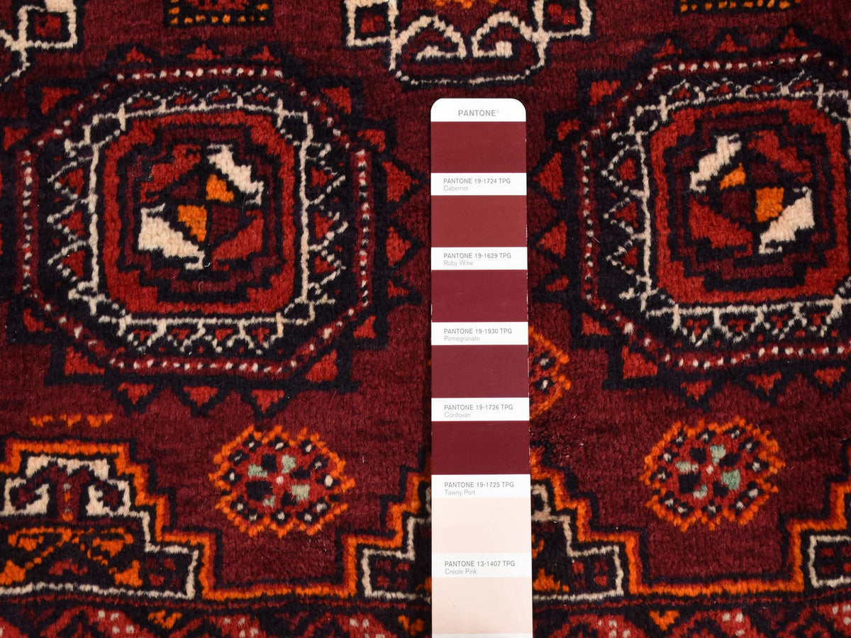 Persian hand-knotted wool rug in Red, 3'4" x 5'10" — SKU O087377 (view 5)