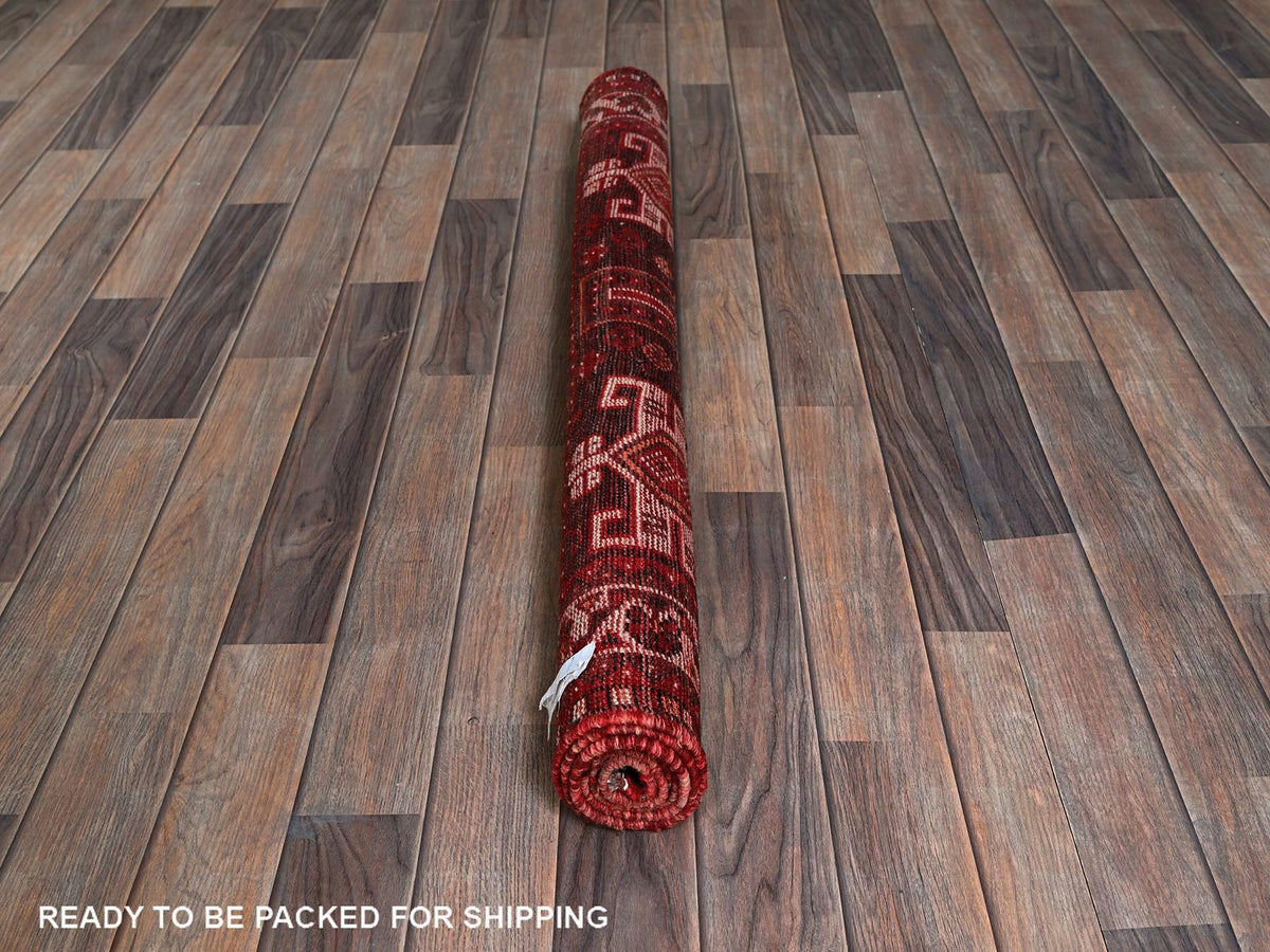 Shiraz Vintage hand-knotted wool rug in Red & Ivory, 3'9" x 5'1" — SKU O0873 (view 5)