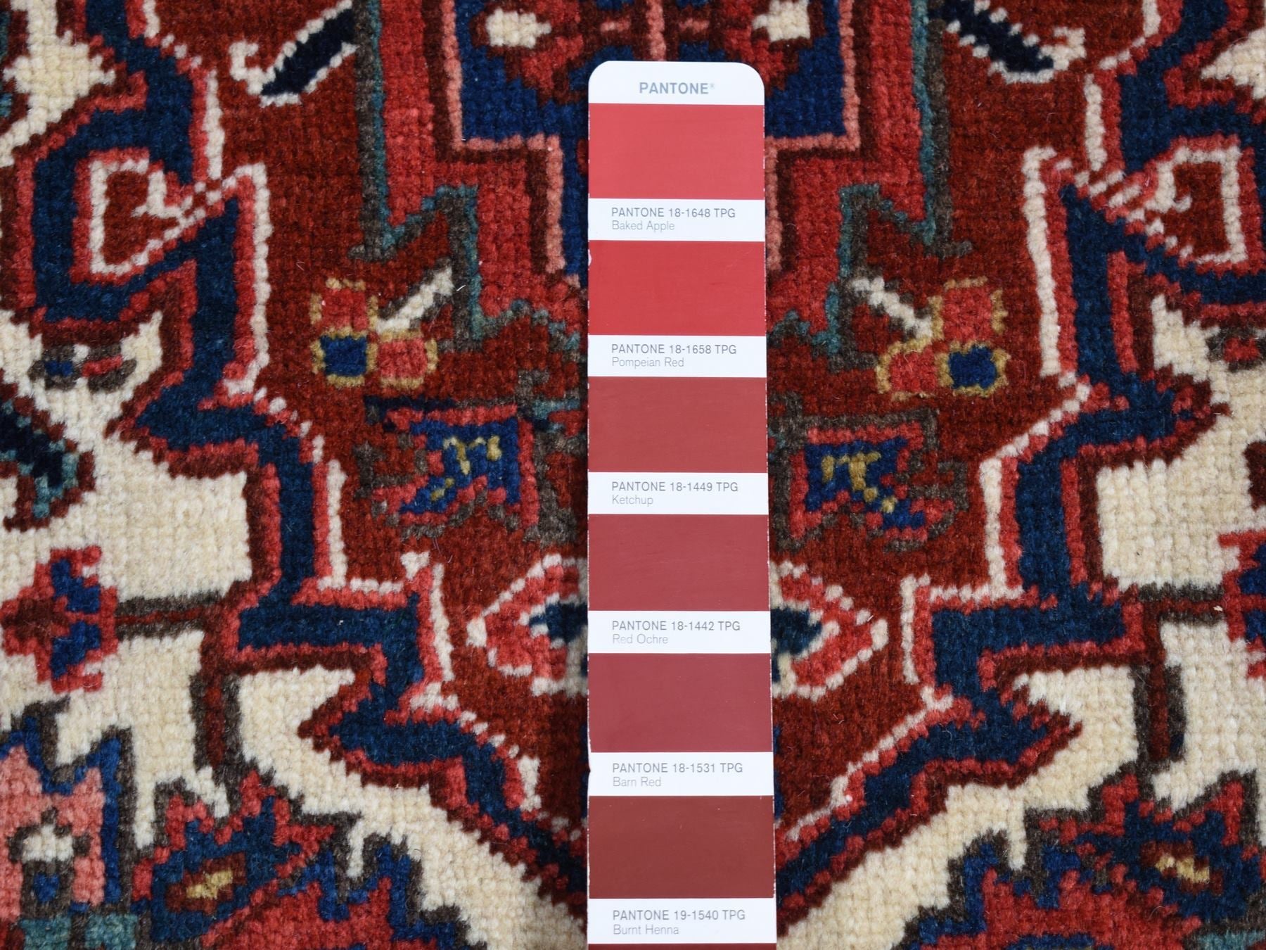 Heriz Heriz hand-knotted wool rug in Red & Yankees Blue, 4'7" x 8'8" — SKU O087405 (view 5)