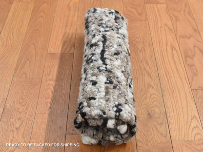 Ivory 1'9" x 1'9" Modern and Contemporary Hand knotted Wool Rug - Sku: O087411