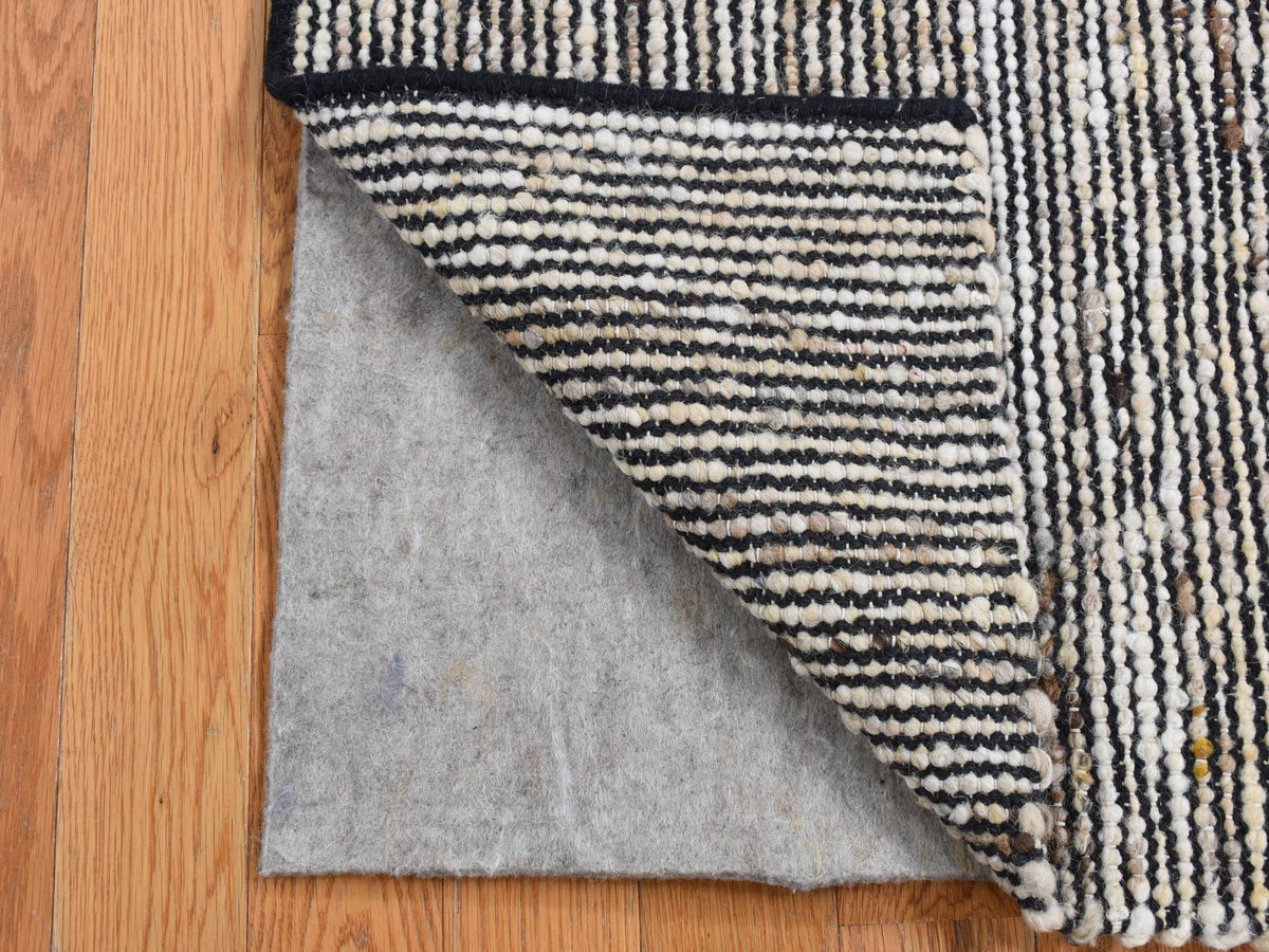 Modern / Contemporary hand-knotted wool rug in Ivory, 1'10" x 2'1" — SKU O087420 (view 2)