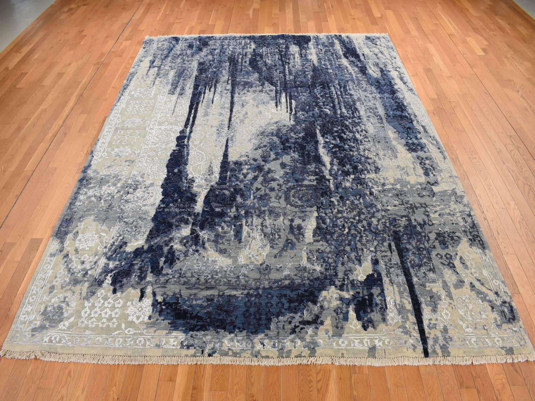 Transitional hand-knotted wool/silk rug in Blue, 6' x 8'10" — SKU O087431 (view 2)