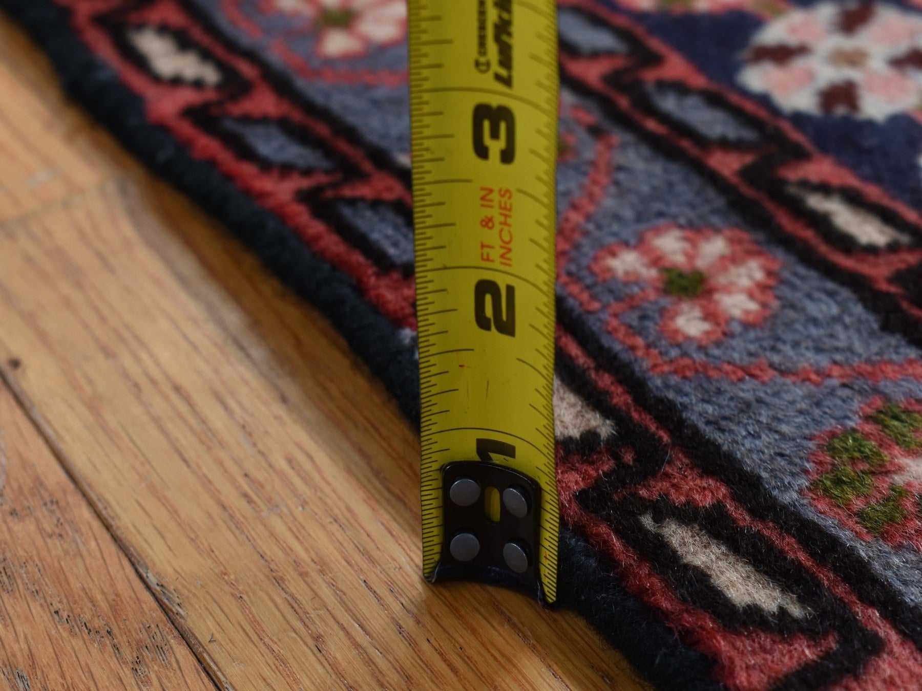 Persian hand-knotted wool rug in Red & Blue, 3'5" x 5' — SKU O087432 (view 7)