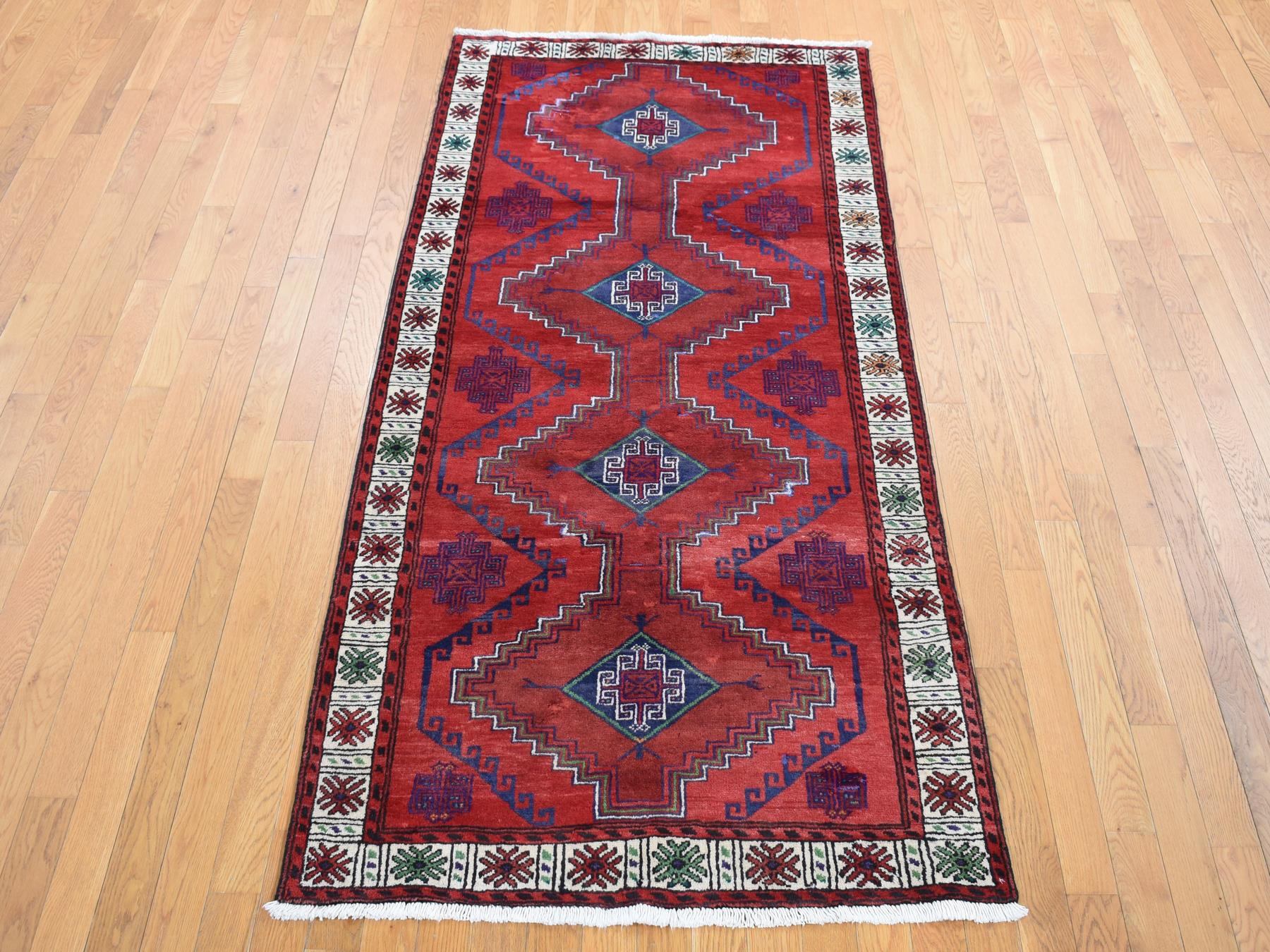 Hamadan Persian hand-knotted wool runner in Red & Ivory, 3'8" x 7'9" — SKU O087443 (view 2)
