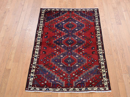 Malayer Persian hand-knotted wool rug in Red & Ivory, 3'5" x 5' — SKU O087447 (view 2)
