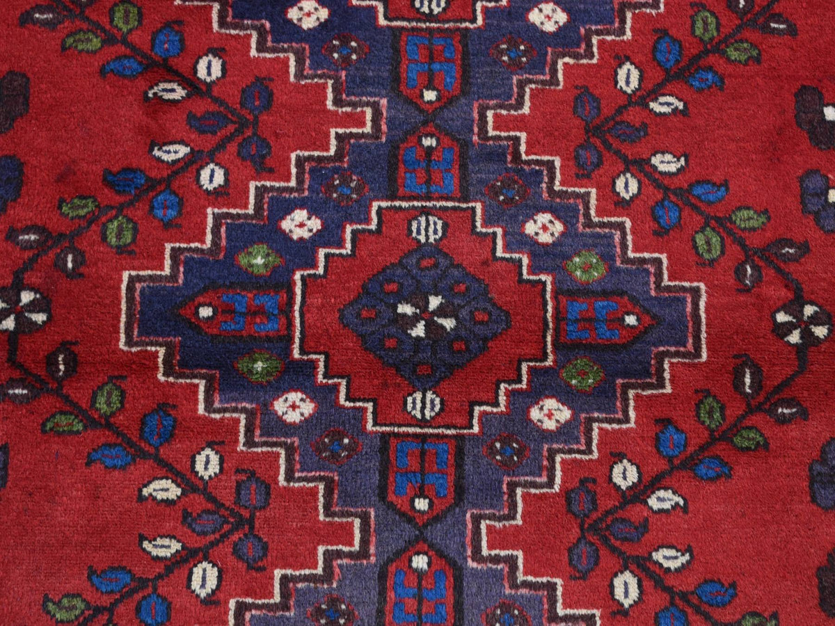 Malayer Persian hand-knotted wool rug in Red & Ivory, 3'5" x 5' — SKU O087447 (view 6)