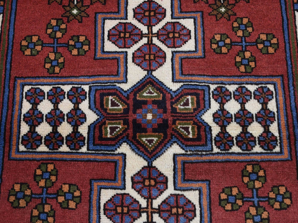 Hamadan Persian hand-knotted wool rug in Red & Midnight Blue, 3'5" x 5' — SKU O087464 (view 6)