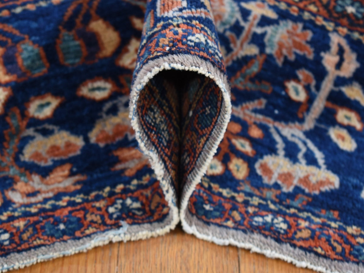 Sarouk Vintage hand-knotted worn wool rug in Green & Blue, 8'4" x 11'6" — SKU O087480 (view 6)