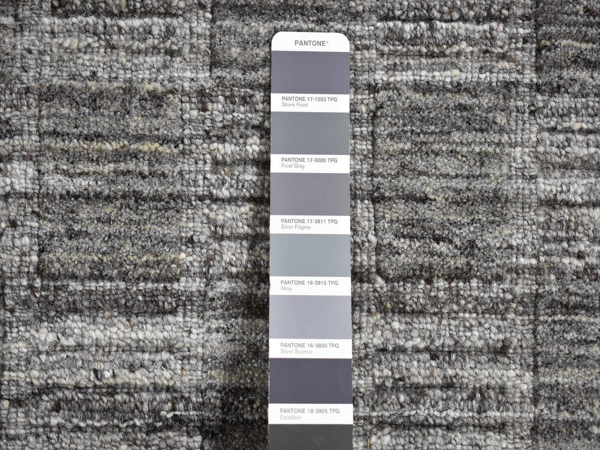 Modern / Contemporary hand-knotted wool rug in Gray, 2' x 2' — SKU O087485 (view 3)