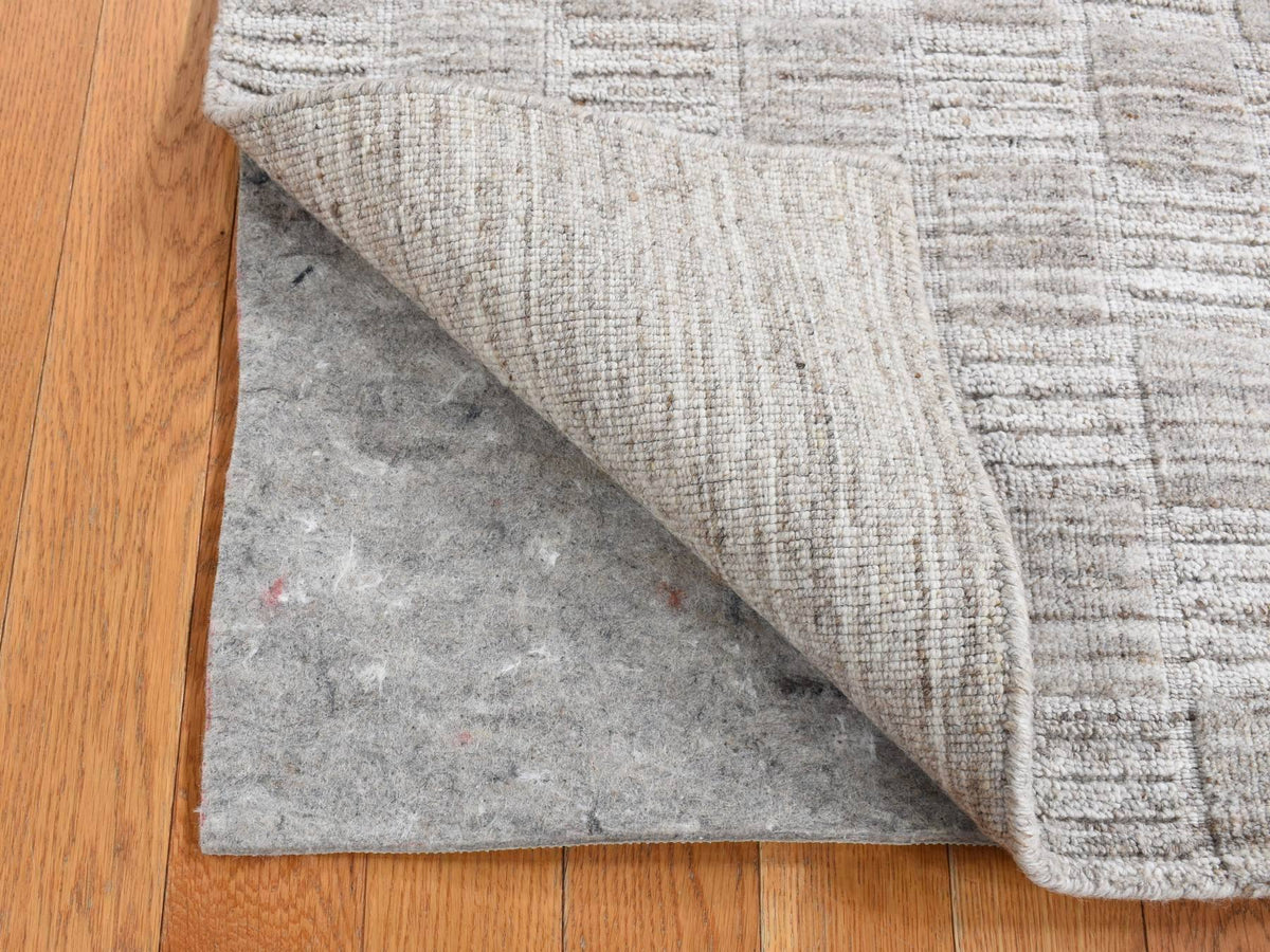 Modern / Contemporary hand-knotted wool rug in Beige, 2'1" x 2'1" — SKU O087487 (view 2)