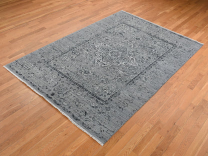Transitional hand-knotted wool/silk rug in Gray, 6' x 9' — SKU O087509 (view 3)