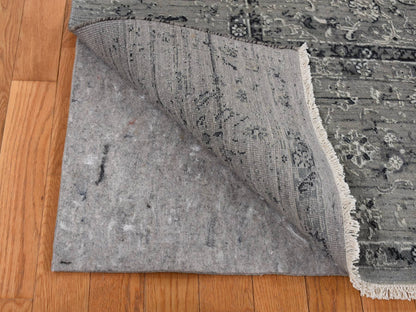 Transitional hand-knotted wool/silk rug in Gray, 6' x 9' — SKU O087509 (view 4)