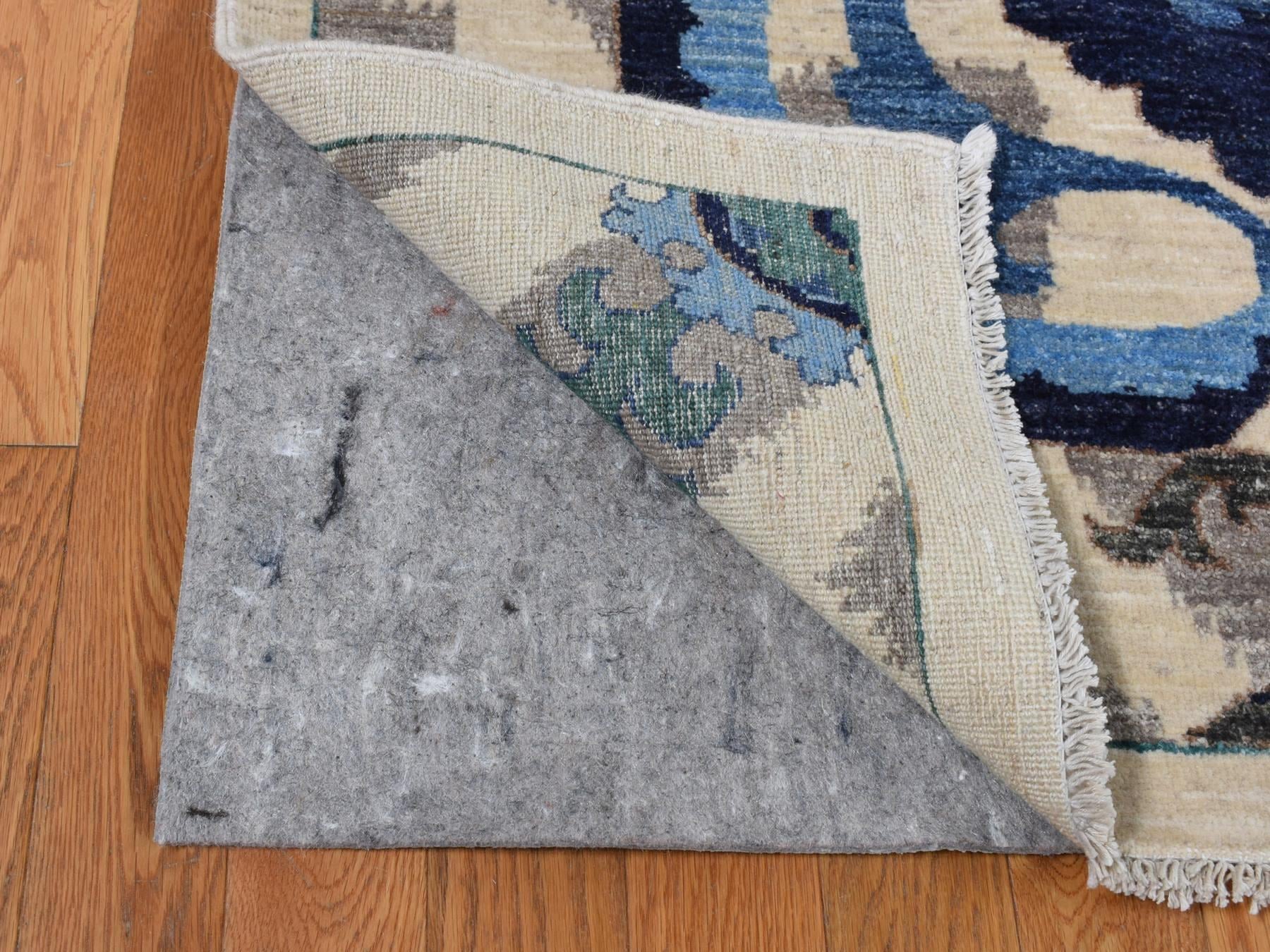 Clearance hand-knotted wool rug in Ivory, 10' x 13'9" — SKU O087511 (view 4)