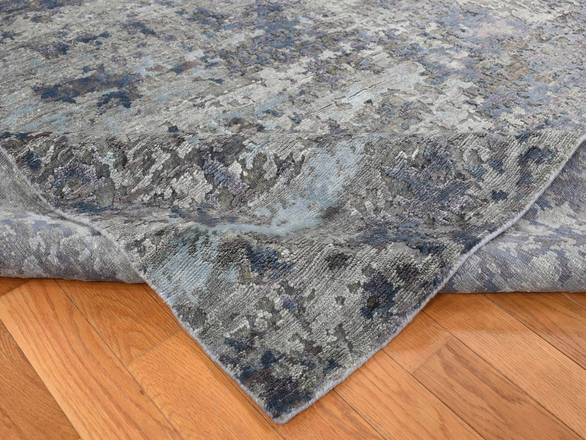 Modern / Contemporary hand-knotted wool/silk rug in Gray, 7'10" x 9'9" — SKU O087515 (view 5)