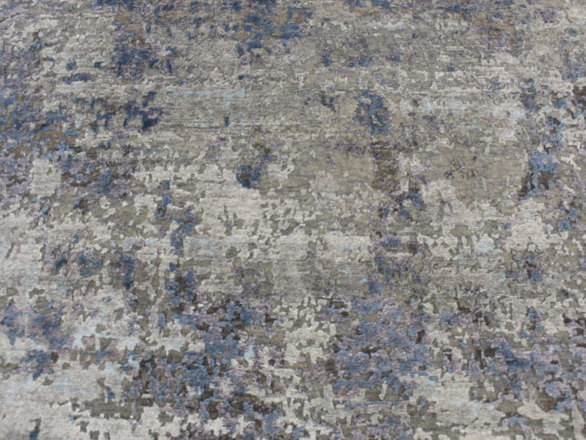 Modern / Contemporary hand-knotted wool/silk rug in Gray, 7'10" x 9'9" — SKU O087515 (view 8)