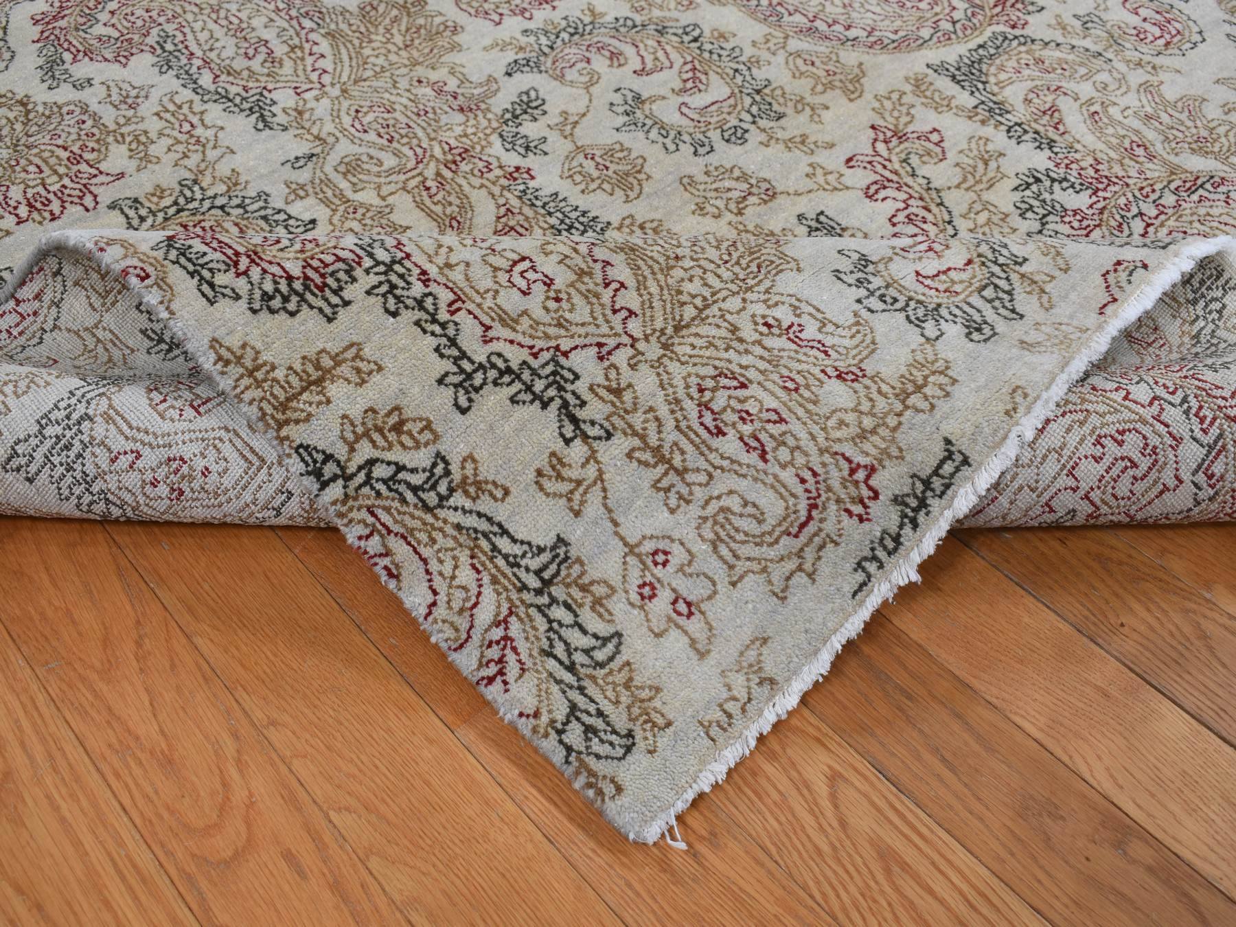 Agra Fine Oriental hand-knotted wool rug in Gray, 9'1" x 12'3" — SKU O087519 (view 5)