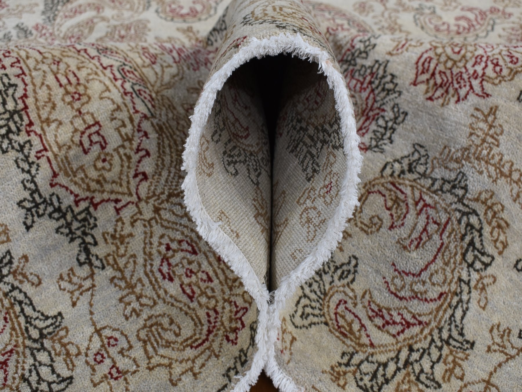 Agra Fine Oriental hand-knotted wool rug in Gray, 9'1" x 12'3" — SKU O087519 (view 6)