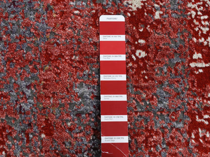 Modern / Contemporary hand-knotted wool rug in Red, 2'4" x 4'7" — SKU O087544 (view 4)
