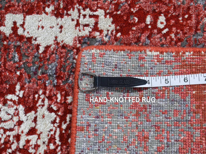 Modern / Contemporary hand-knotted wool rug in Red, 2'4" x 4'7" — SKU O087544 (view 8)