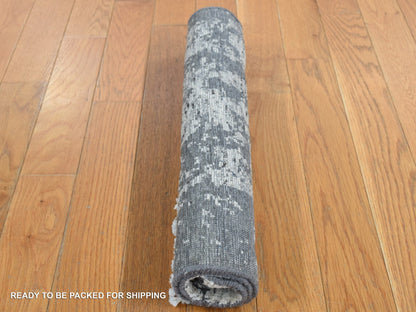 Black 2'0" x 2'0" Modern and Contemporary Hand knotted Wool Rug - Sku: O087546