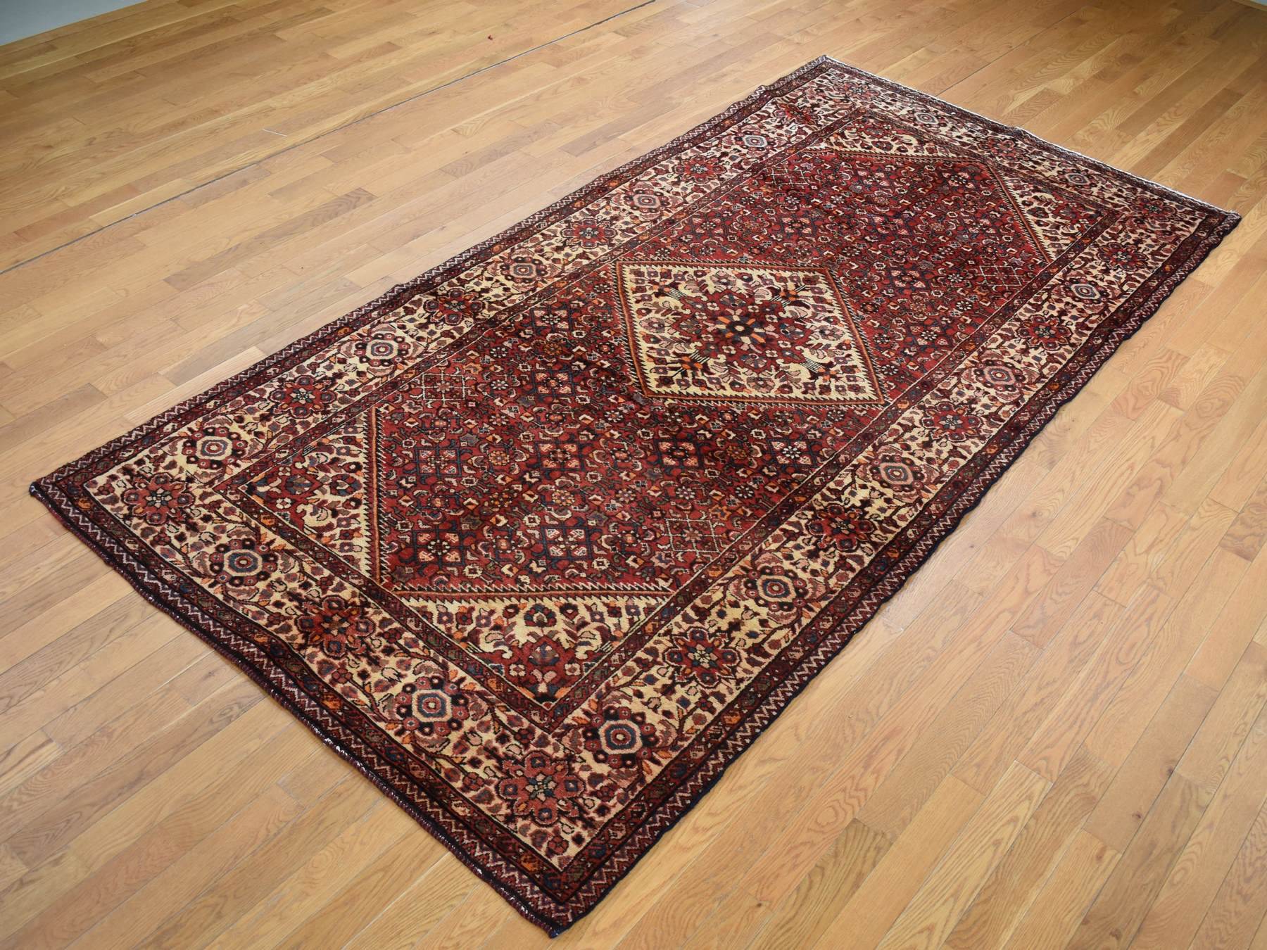 Bakhtiari Persian hand-knotted wool runner in Red & Ivory, 5'3" x 11' — SKU O087559 (view 3)
