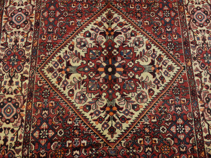 Bakhtiari Persian hand-knotted wool runner in Red & Ivory, 5'3" x 11' — SKU O087559 (view 8)