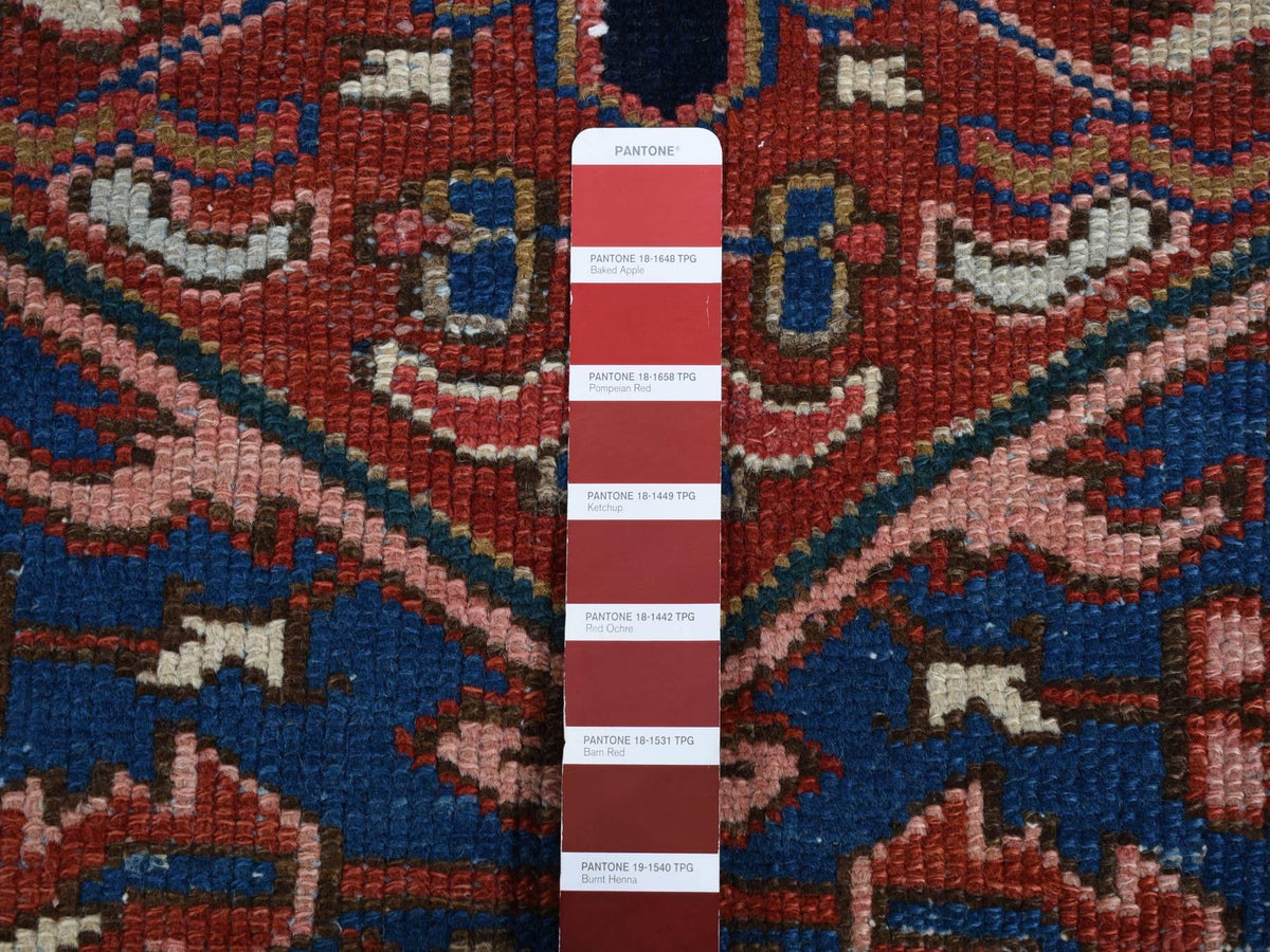 Heriz Heriz hand-knotted wool rug in Red & Blue, 12'3" x 16'1" — SKU O087561 (view 7)
