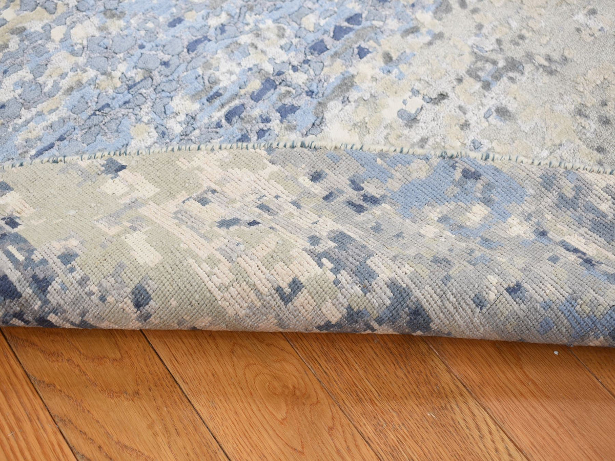 Modern / Contemporary hand-knotted wool/silk rug in Blue, 8'10" x 8'10" — SKU O087568 (view 3)