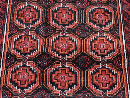 Persian hand-knotted wool rug in Red, 3'10" x 7'1" — SKU O087572 (view 8)