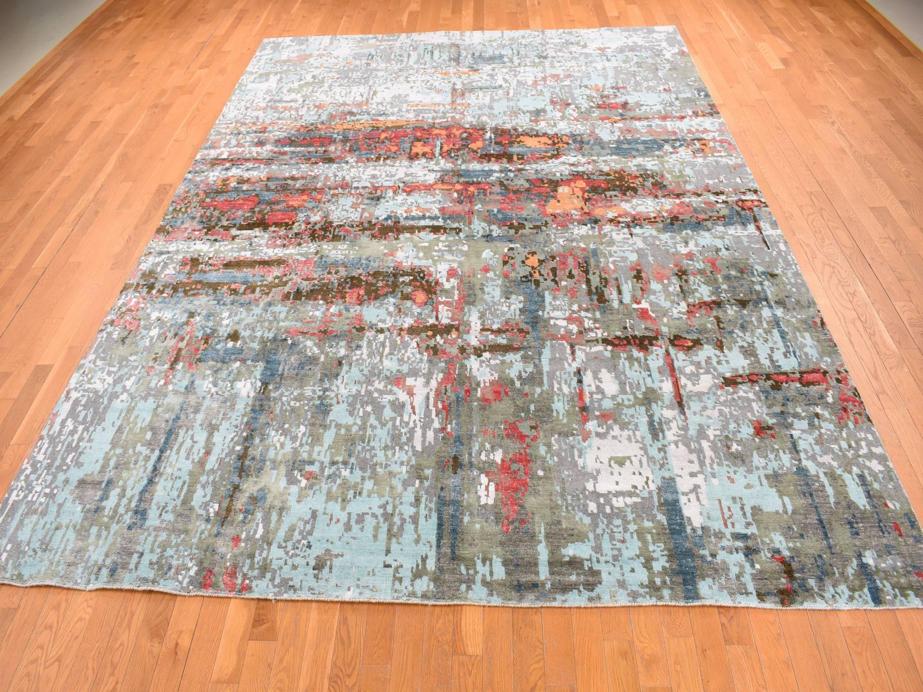 Modern / Contemporary hand-knotted wool/silk rug in Gray, 9'10" x 13'8" — SKU O087583 (view 2)