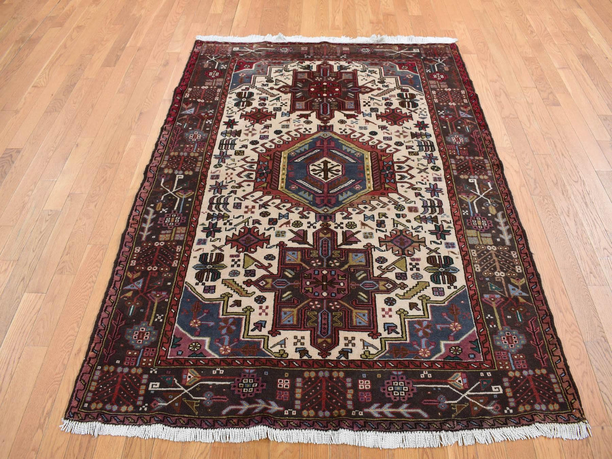 Heriz hand-knotted wool rug in Ivory & Brown, 5'1" x 6'7" — SKU O087585 (view 2)