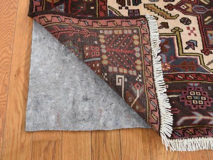 Heriz hand-knotted wool rug in Ivory & Brown, 5'1" x 6'7" — SKU O087585 (view 4)
