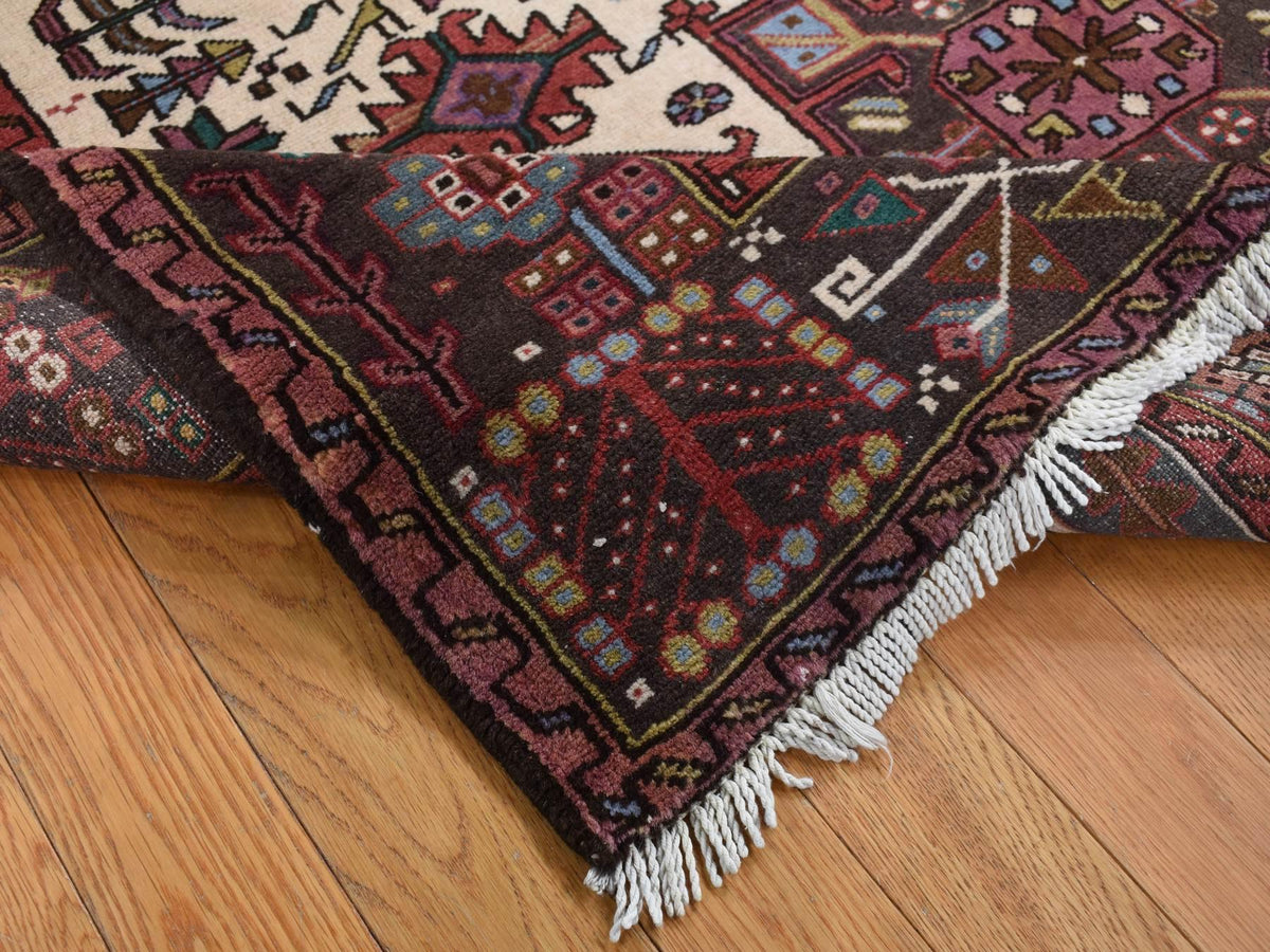 Heriz hand-knotted wool rug in Ivory & Brown, 5'1" x 6'7" — SKU O087585 (view 5)