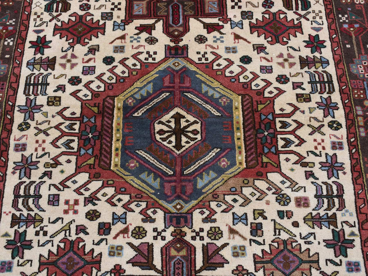 Heriz hand-knotted wool rug in Ivory & Brown, 5'1" x 6'7" — SKU O087585 (view 8)