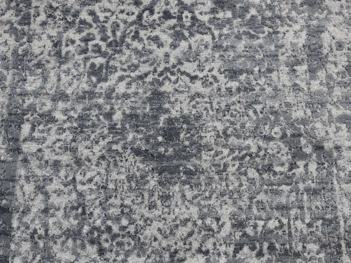Transitional hand-knotted wool/pure silk rug in Gray, 3' x 4'10" — SKU O087605 (view 6)