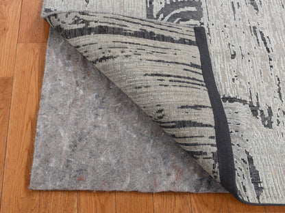 Modern / Contemporary hand-knotted wool/pure silk rug in Gray, 3' x 5'6" — SKU O087609 (view 3)