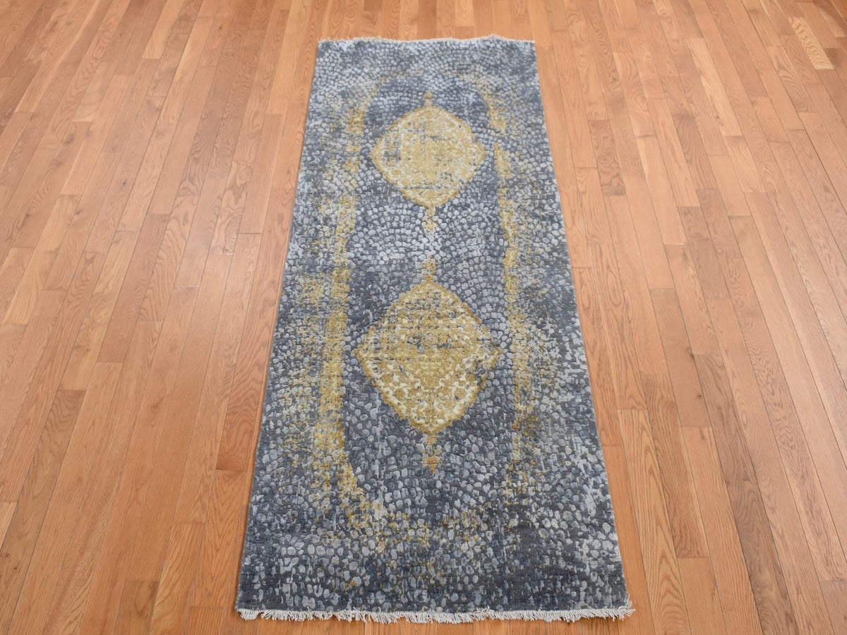 Transitional hand-knotted wool/pure silk runner in Gray, 3' x 8' — SKU O087627 (view 2)